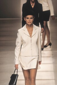 gretha f96emporioAr-83.jpg