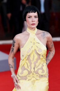 halsey-35.jpg