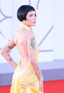 halsey-55.jpg