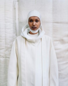 i-D Summer 2019 03.jpg