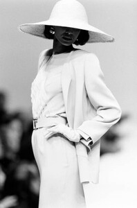 jadebrown-MilaSchonSpring-1990-CoutureCollection   (2).jpg