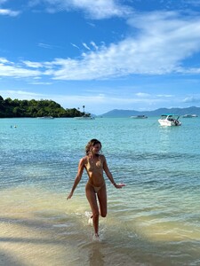 kayla_crous_3719195986159204593's2025-9-24-20.0.389 story.jpg