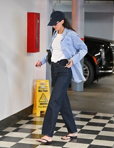 kendall-jenner-denim-sushi-date-west-hollywood-june-2025-1.jpg