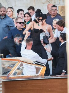 kendall-jenner-s-dark-romance-at-bezos-venice-wedding-2.jpg