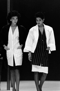 kirat-Versace Fall 1985 RTW (8).jpg