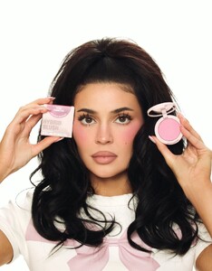 kylie-jenner-s-2025-hybrid-blush-campaign-a-fresh-look-0.jpg