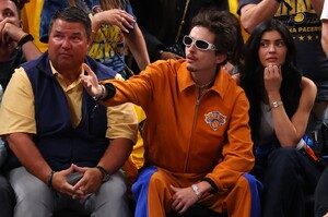 kylie-jenner-timothee-chalamet-courtside-style-game-6-2025-4.jpg