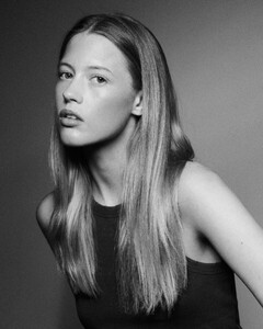 lena_reinhardtsen_3458395841305701983's2025-9-9-9.54.855 story.jpg