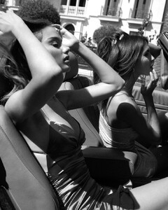 lucyintheskystore_538267007_18524186266003144_195080930655037948_n (1).jpg