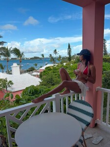 mimenqua_3694287971113267608's2025-8-8-12.7.921 story.jpg