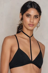 nakd_center_strap_choker_bra_1013-000111-0002-33.webp