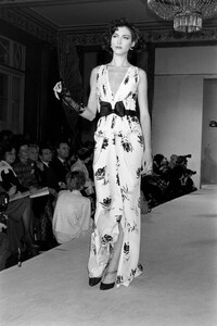 rohart-Andre Laug Spring 1986 Couture Fashion Show - ph. Donato Sardella (2).jpg