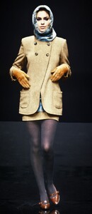 saira f96ungaro-rtw-35.jpg