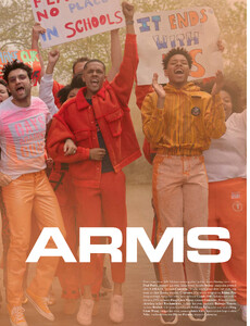 up_arms_02.jpg