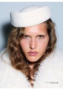 vogue Fr10-2025_14.jpg