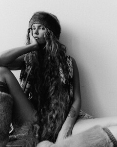 190  Nastya'sIG posted 20250210, 46 by Nina Dmitrieva _postedToBZ.jpg