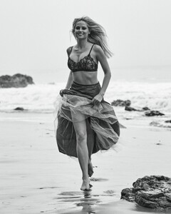 [2025.04.21] genevievemorton_491498878_18495676267019297_5500924826710425318_n.jpg