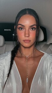 [2025.09.29] sofiaresing_3732493413120858978.jpg