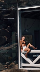 [2025.09.30] helenowen_3733208372461126508.jpg