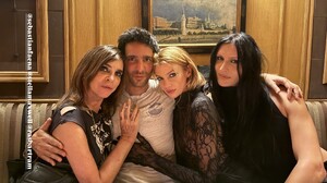 [2025.09.30] stellamaxwell-carineroitfeld_3733642303215564733.jpg