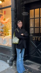 [2025.10.02] msgigiparis_3734836572861945395.jpg