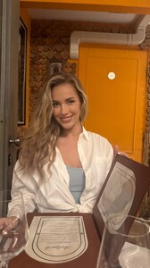 [2025.10.03] _paige.renee_3735328054408192538.jpg