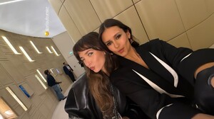 [2025.10.03] nina_3735317062504446144.jpg