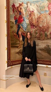 [2025.10.03] realbarbarapalvin_3735208551757950377.jpg