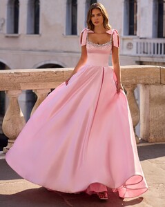 [2025.10.03] sherrihill_558901606_18543677995046023_1970147041691726104_n.jpg