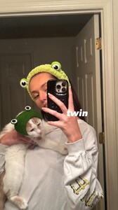 [2025.10.04] alexisbumgarner_3736384809980464341.jpg