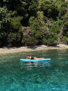 [2025.10.04] barrefaeli_559434003_18534435319041153_281814819487730445_n.jpg