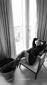 [2025.10.06] kelseymerritt_3737490002558185681.jpg