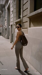 [2025.10.07] kendalljenner_3738348290695055867.jpg