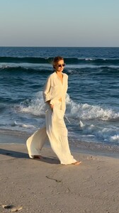 [2025.10.07] uliherznerofficial_DPgeFmkjt1b.jpg