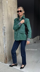 [2025.10.08] hoskelsa_3738525828243351940.jpg