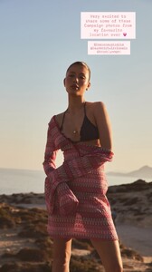 [2025.10.08] scarlett.mayer__3738696430577160199.jpg