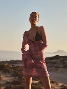 [2025.10.08] scarlett.mayer__560363972_18531068896016169_8330424910750993774_n.jpg