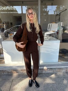 [2025.10.09] hoskelsa_562960987_18531428311010569_8253093224036848953_n.jpg