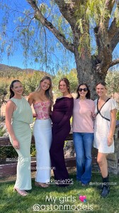 [2025.10.11] lindsaydemyan_3741444537870013690a.jpg