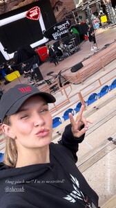 [2025.10.12] josephineskriver_3742056259440934975.jpg