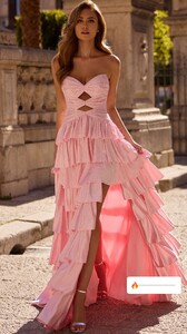 [2025.10.12] sherrihill_3742120579403694387.jpg