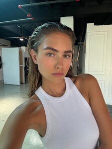 [2025.10.13] idazeile_563917128_18532069471044174_8209308765773902928_n.jpg