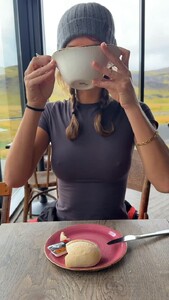 [2025.10.14] rachelc00k_DPylJjEjU9E.jpg