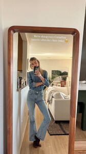 [2025.10.15] elizabethcturner_3744097826570758280.jpg