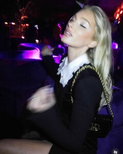 [2025.10.15] tobimakeup_554533559_18522454540046807_5015325820930494003_n.jpg