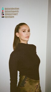 [2025.10.17] nina_3745459267684958990.jpg