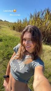 [2025.10.18] rachelc00k_3746337823076101832.jpg