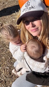 [2025.10.19] katelove_3746983362549362904.jpg