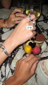 [2025.10.19] stonefruit_3747094284576378854.jpg