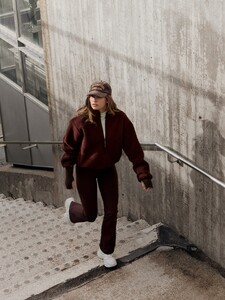 [2025.10.20] idazeile_568107792_18533719192044174_6737232992133888100_n.jpg